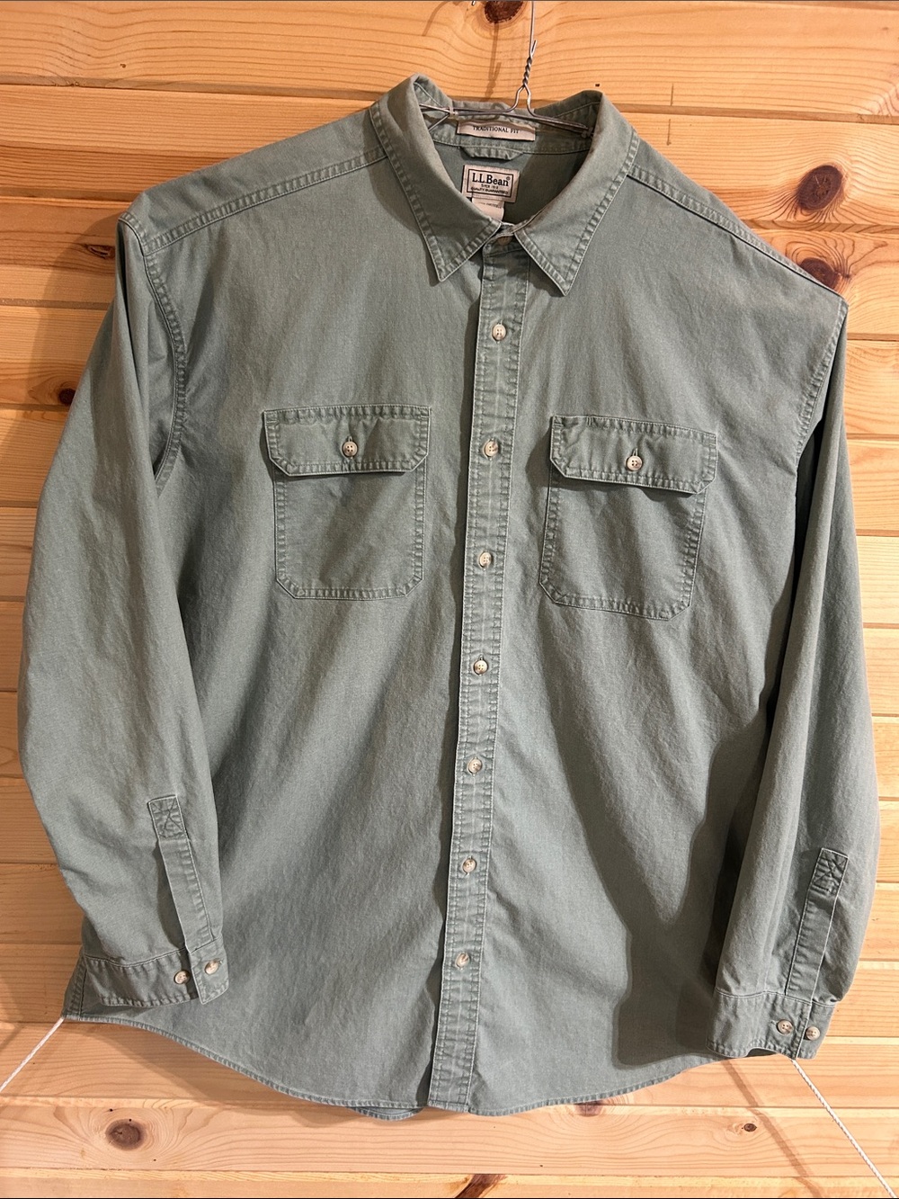 L.L. Bean Men’s Sage Green Cotton Button-Down Work Shirt 2XL Tall